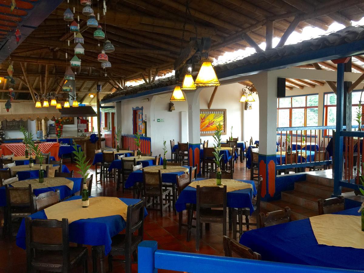 Hotel Bosques Del Saman Alcala Кимбая Екстериор снимка